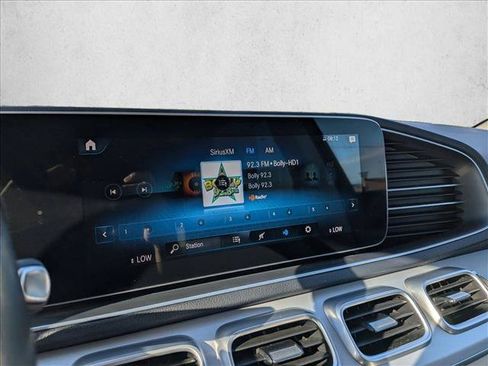 Used 2021 Mercedes-Benz GLS 450 4MATIC image 15