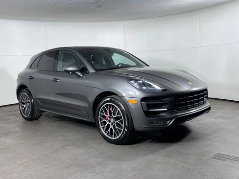 Certified 2018 Porsche Macan Turbo AWD/4WD image 9