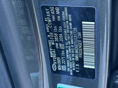 Certified 2026 Hyundai Elantra Sport FWD image 30