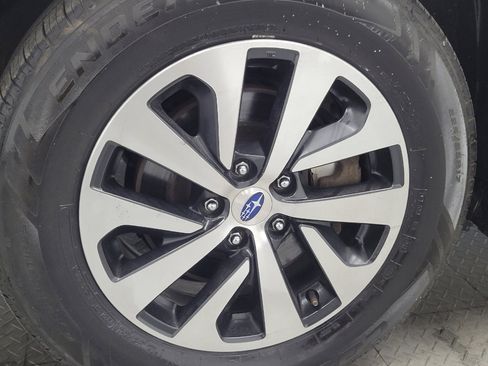Used 2022 Subaru Outback Premium image 31