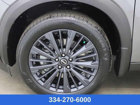 New 2026 Nissan Pathfinder SL image 27