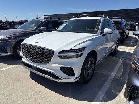 New 2026 Genesis GV70 2.5T Advanced image 1