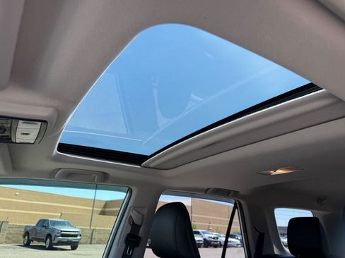 Used 2019 Toyota 4Runner Limited AWD/4WD image 18