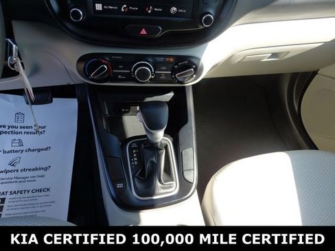 Certified 2025 Kia Soul LX image 13