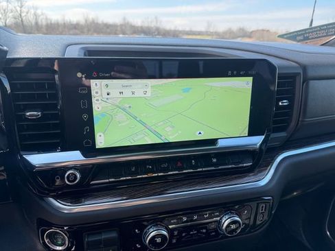 Used 2025 GMC Sierra 2500 SLE w/ SLE Value Package; image 21