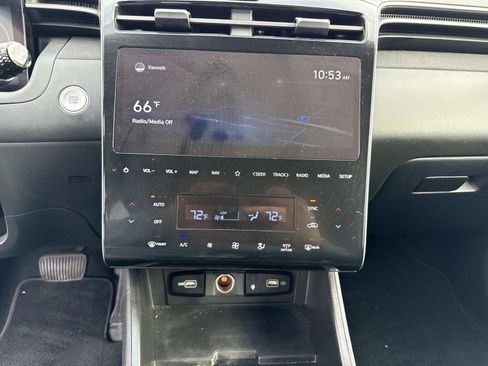 Used 2022 Hyundai Tucson Limited image 27