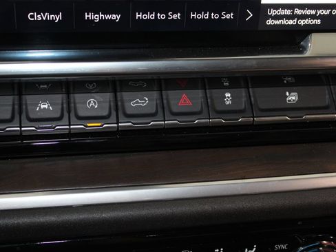 Used 2024 GMC Sierra 1500 SLT AWD/4WD image 47