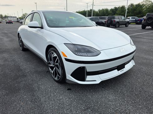 Used 2023 Hyundai Ioniq 6 SEL AWD/4WD image 7