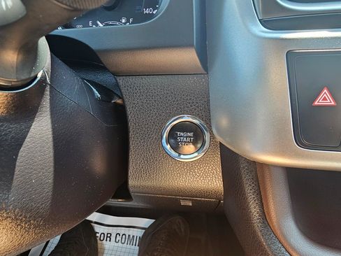 Used 2018 Toyota Highlander Limited Platinum AWD/4WD image 39