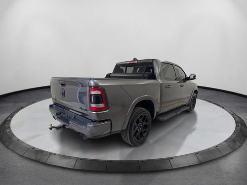 Used 2022 RAM 1500 Laramie AWD/4WD image 5