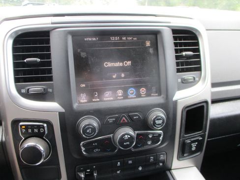 Used 2017 RAM 1500 Big Horn RWD image 14