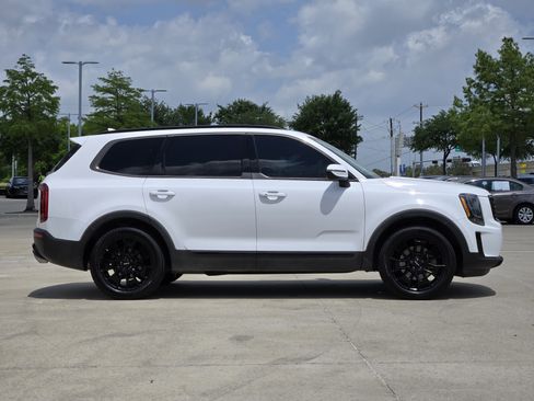 Used 2022 Kia Telluride EX w/ EX Premium Package AWD/4WD image 6