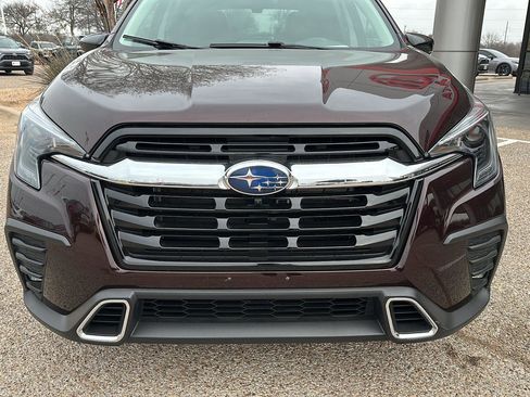 Used 2025 Subaru Ascent Touring image 11