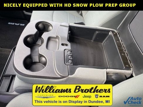 Used 2016 RAM 2500 Tradesman w/ Chrome Appearance Group image 19