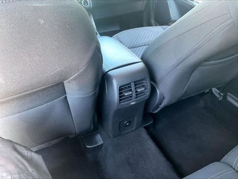 Used 2024 Ford Escape Active AWD/4WD image 28