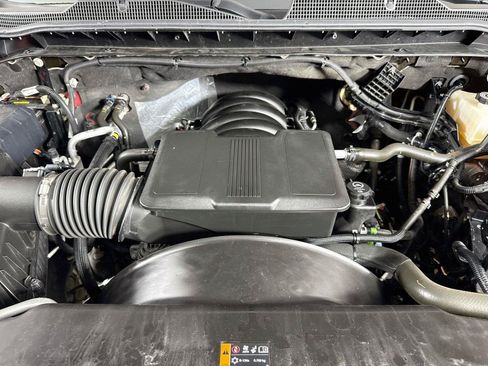 Used 2024 Chevrolet Silverado 2500 LTZ w/ LTZ Convenience Package AWD/4WD image 32
