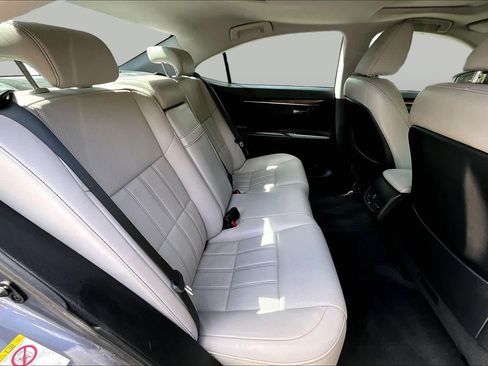 Used 2017 Lexus ES 350 w/ Luxury Package FWD image 19