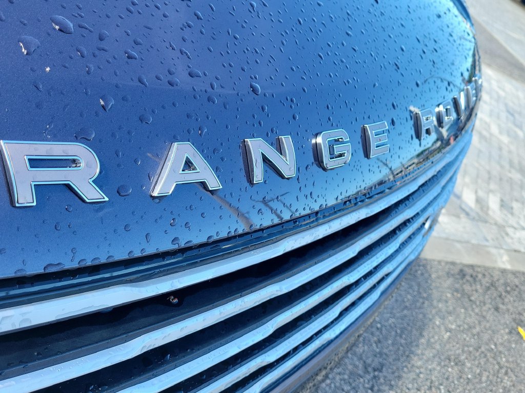 New 2026 Land Rover Range Rover SV AWD/4WD image 9