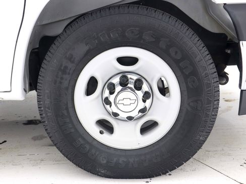 Used 2017 Chevrolet Express 3500 LT w/ LT Preferred Equipment Group image 31