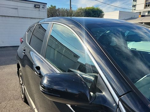 Used 2021 Honda CR-V EX-L image 9