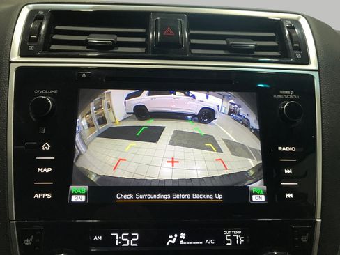 Used 2018 Subaru Outback 2.5i Limited image 21