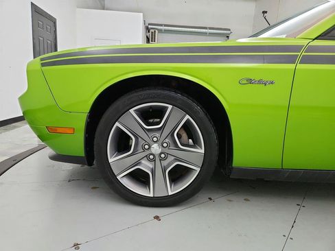 Used 2011 Dodge Challenger R/T RWD image 27