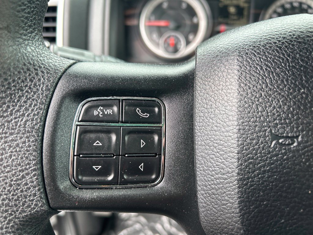 Used 2018 RAM 2500 SLT AWD/4WD image 19