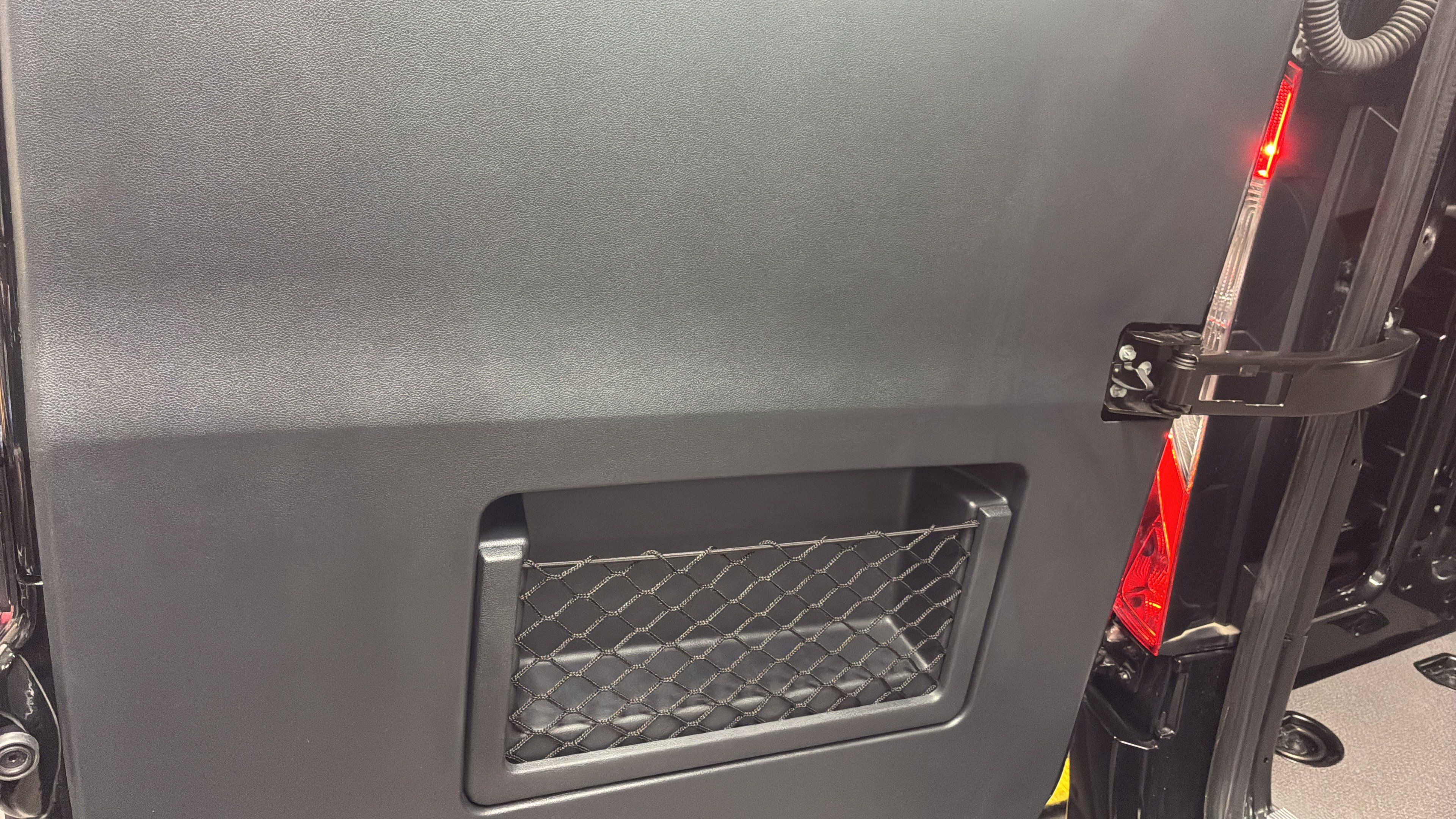 Used 2025 Mercedes-Benz Sprinter 2500 image 30