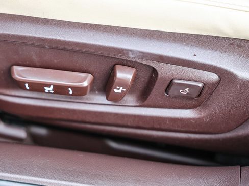 Used 2017 Lexus ES 350 ES 350 w/ Navigation System Package image 11