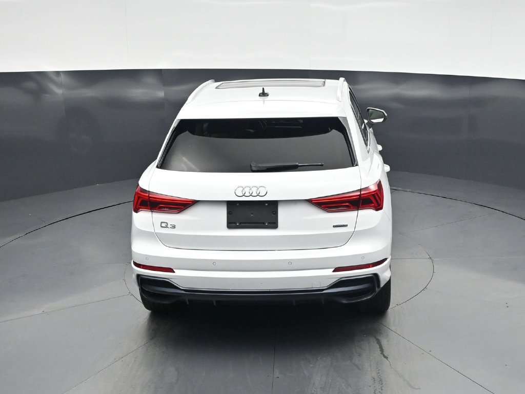 Used 2021 Audi Q3 2.0T Premium w/ Convenience Package AWD/4WD image 39