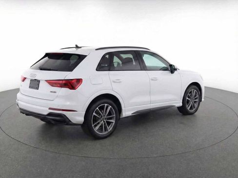 Used 2024 Audi Q3 2.0T Premium image 5