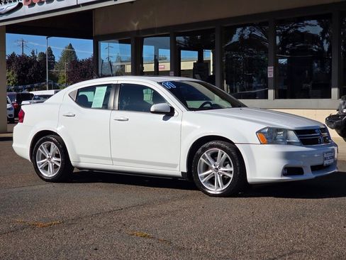 Used 2011 Dodge Avenger Heat image 27