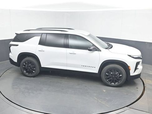 New 2026 Chevrolet Traverse LT w/ Midnight/Sport Edition FWD image 37