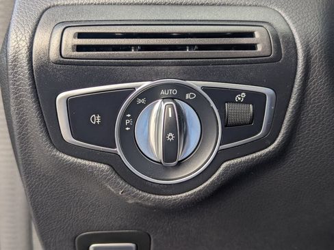 Used 2023 Mercedes-Benz GLC 300 4MATIC Coupe image 20