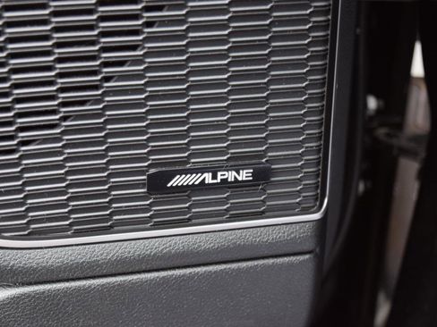 Used 2021 Jeep Grand Cherokee L Limited w/ Luxury Tech Group II image 19