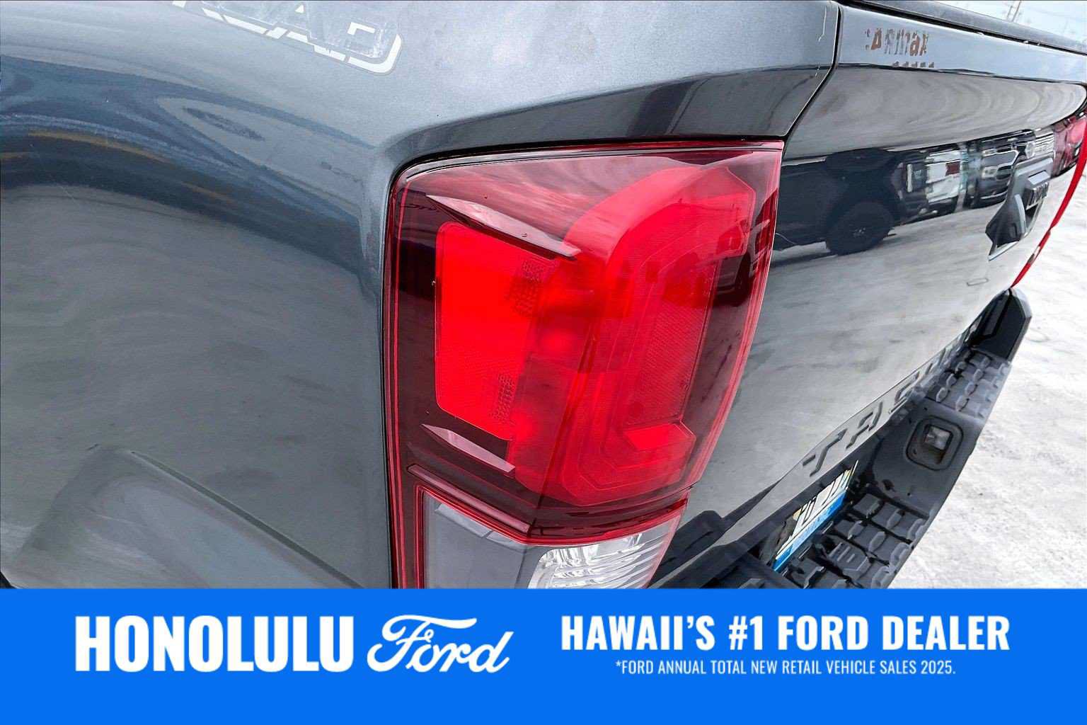 Used 2020 Toyota Tacoma TRD Off-Road w/ Technology Package RWD image 32