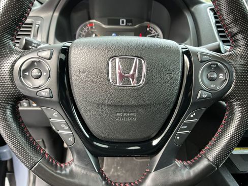 Used 2023 Honda Ridgeline Black Edition image 14