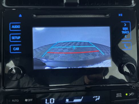 Used 2016 Toyota Prius Two FWD image 19