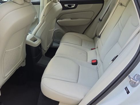 Used 2024 Volvo XC60 T8 Ultimate w/ Protection Package Premier AWD/4WD image 13