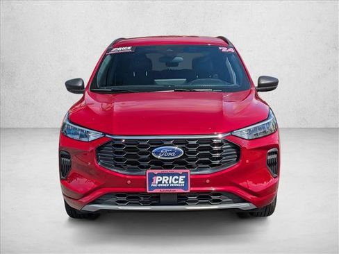 Used 2024 Ford Escape ST-Line w/ Tech Pack #1 FWD image 2