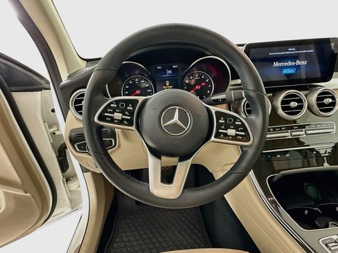 Certified 2022 Mercedes-Benz GLC 300 image 12