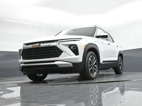 New 2026 Chevrolet TrailBlazer LT w/ Convenience Package image 9
