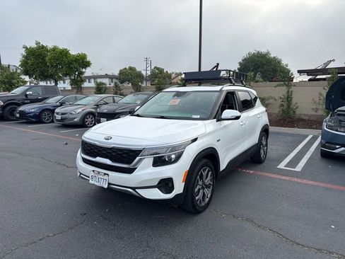 Used 2021 Kia Seltos EX image 1