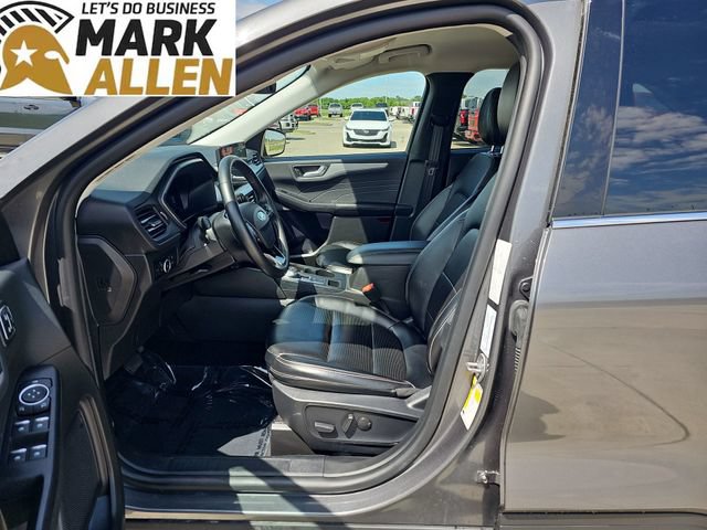 Used 2024 Ford Escape Platinum AWD/4WD image 18