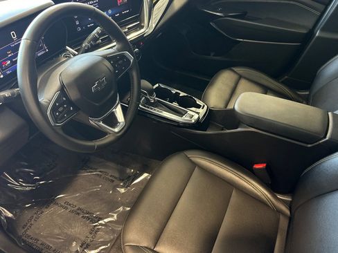 Used 2024 Chevrolet Trax ACTIV w/ Sunroof Package FWD image 10