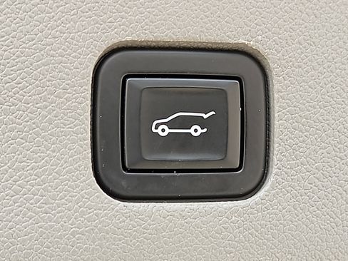 Used 2021 Cadillac XT6 Premium Luxury image 25