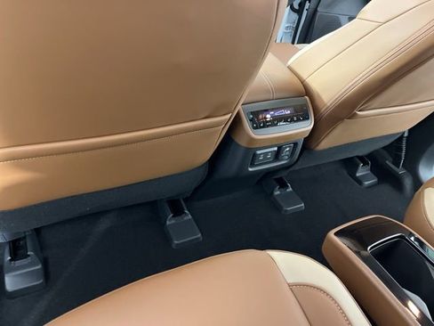New 2026 Nissan Pathfinder Platinum AWD/4WD image 47