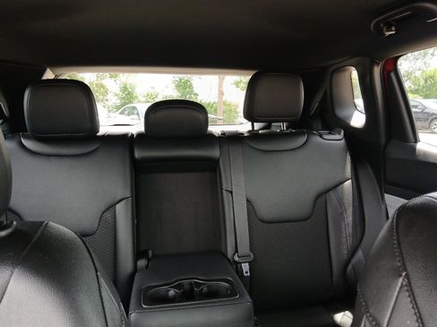 Used 2024 Jeep Compass Latitude AWD/4WD image 24