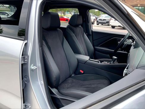 Used 2025 Acura ADX A-Spec FWD image 9