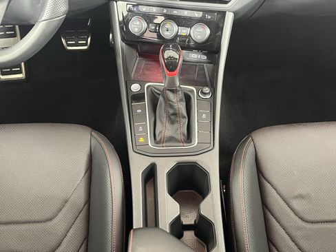 Used 2023 Volkswagen Jetta GLI Autobahn image 16